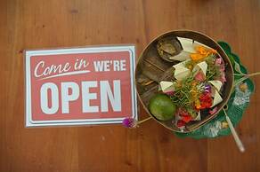 Askara Guest House - Hostel