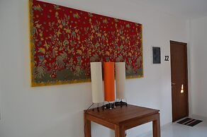 Askara Guest House - Hostel