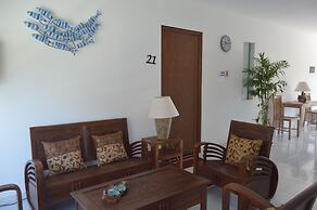 Askara Guest House - Hostel