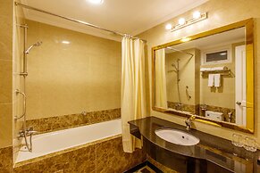 Huong Sen Annex Hotel