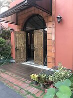 Baansuanprannok Hotel