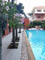 Baansuanprannok Hotel