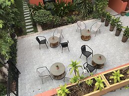 Baansuanprannok Hotel