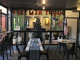 Baansuanprannok Hotel