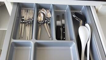 Highrise Cityview Aspire Condo Gym Pool