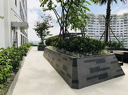 Henry Studio Luxury 2BR SWPool 17th