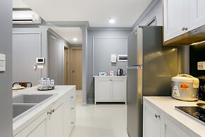 Henry Studio Luxury 2BR SWPool 17th