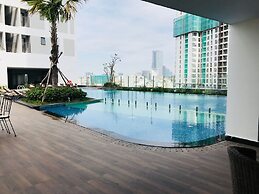 Henry Studio Luxury 2BR SWPool 17th