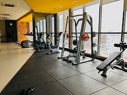 Henry Studio Luxury 2BR SWPool 17th