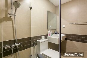 Henry Studio Luxury 2BR SWPool 17th