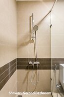 Henry Studio Luxury 2BR SWPool 17th