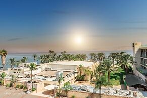 Luxury Apartment by Lake Kinneret