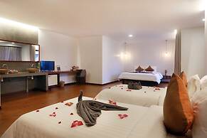 Central Corner d’Angkor