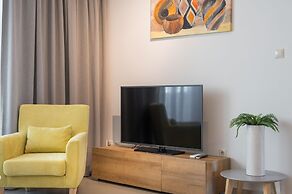 Trianon Luxury Apartments & Suites