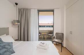 Trianon Luxury Apartments & Suites