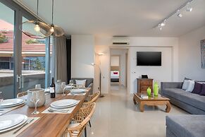 Trianon Luxury Apartments & Suites