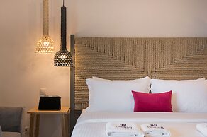 Trianon Luxury Apartments & Suites