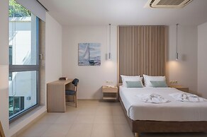 Trianon Luxury Apartments & Suites