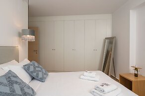 Trianon Luxury Apartments & Suites