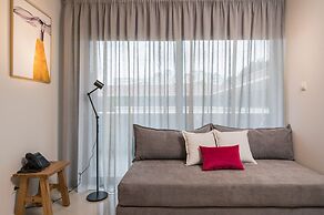 Trianon Luxury Apartments & Suites