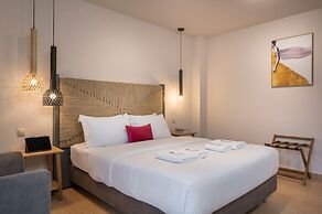 Trianon Luxury Apartments & Suites