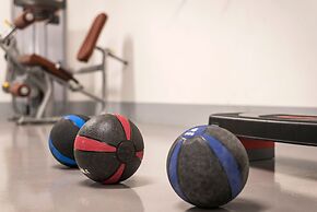 Trianon Luxury Apartments & Suites