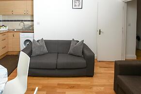 Grand Apartments Fulham Palace