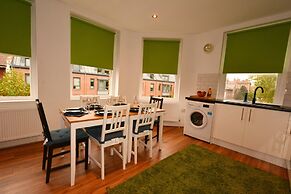 Grand Apartments Fulham Palace