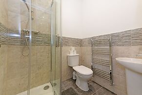 Grand Apartments Fulham Palace