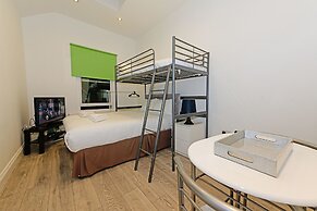 Grand Apartments Fulham Palace