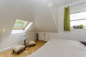 Grand Apartments Fulham Palace