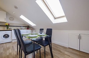 Grand Apartments Fulham Palace