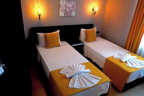 Yasemin Hotel