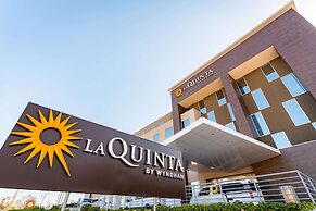 La Quinta by Wyndham Santiago Aeropuerto