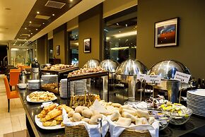 La Quinta by Wyndham Santiago Aeropuerto