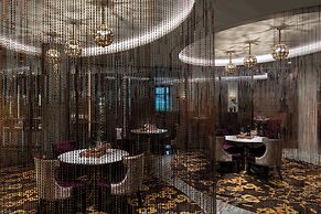 Sheraton Grand Danang Resort & Convention Center