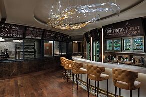 Sheraton Grand Danang Resort & Convention Center