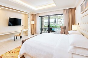 Sheraton Grand Danang Resort & Convention Center