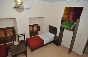 Hotel Cecil
