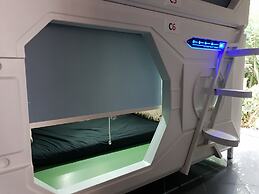 Abbotsford Private Rooms & Pods @ 15 Charles Homestay