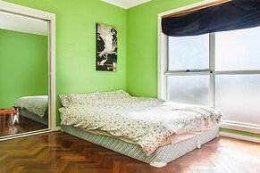 Abbotsford Private Rooms & Pods @ 15 Charles Homestay