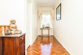 Abbotsford Private Rooms & Pods @ 15 Charles Homestay