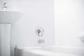 Artisan Suites New York JFK Airport