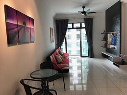 JB Staycation next to Paradigm Mall JB