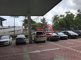 JB Staycation next to Paradigm Mall JB