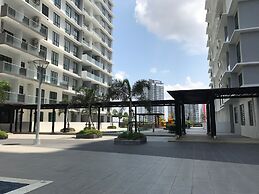 JB Staycation next to Paradigm Mall JB