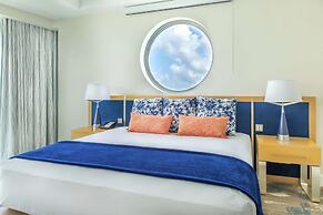 Harbor Club St. Lucia, Curio Collection by Hilton