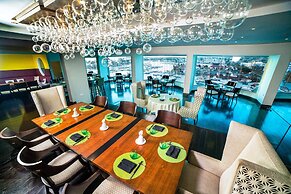 Harbor Club St. Lucia, Curio Collection by Hilton