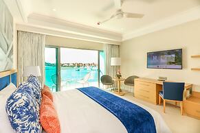Harbor Club St. Lucia, Curio Collection by Hilton