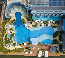 Harbor Club St. Lucia, Curio Collection by Hilton